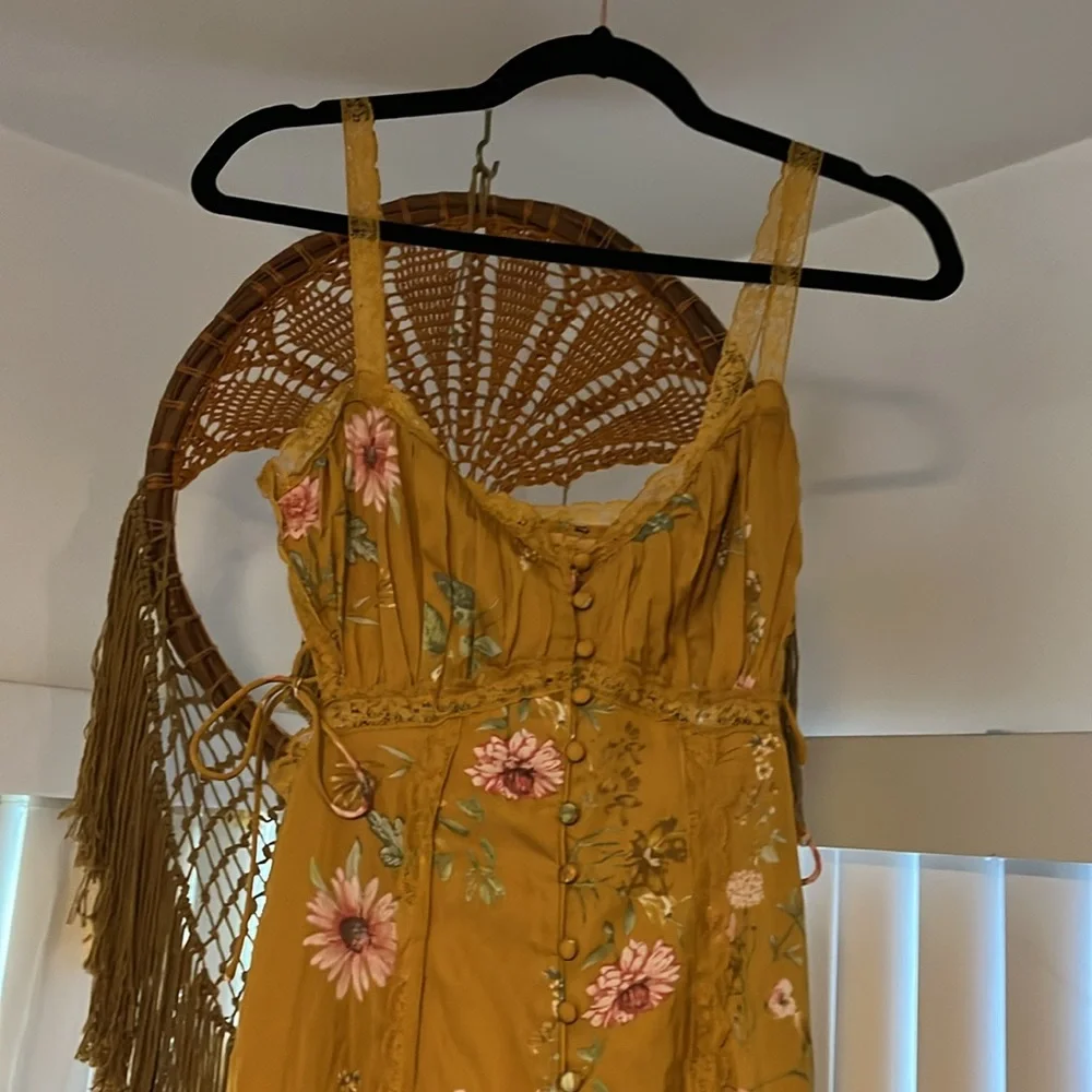 Golden Yellow Floral Wedding Guest Dress Small - Picture 2 of 16